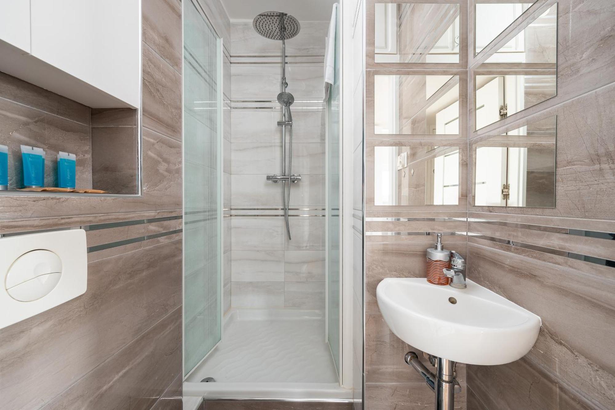 Krasinski Garden Comfort Apartment Warszawa Eksteriør bilde